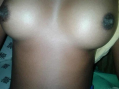 boobs - N