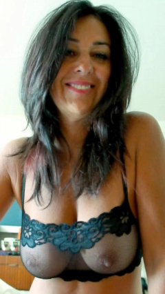 HOT AND SEXY MATURE LADIES - 2 - N