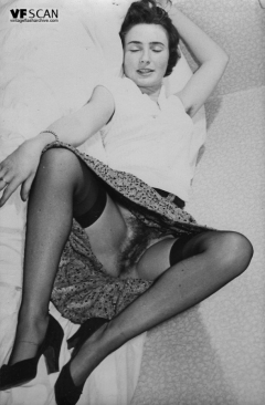 They are really hot and sexy women 3!! Retro pics!!! - N