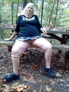 granny shows pussy - N