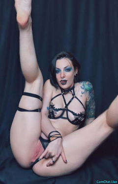 Goth Big Tits - N