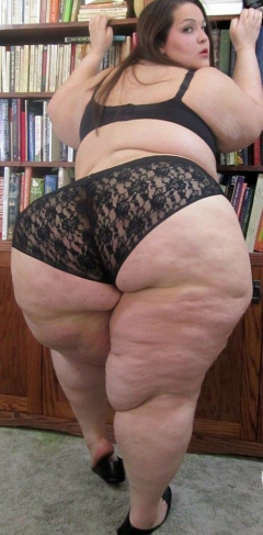 Big girls in hot panties - N