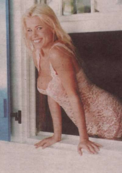 Melinda Messenger - N