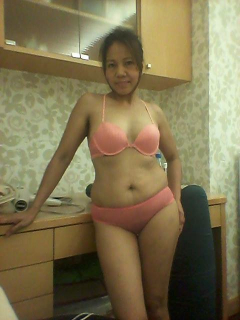 Sexy Pics of Mrs. Marie G. Gundran of Tubao Sex Scandal - N