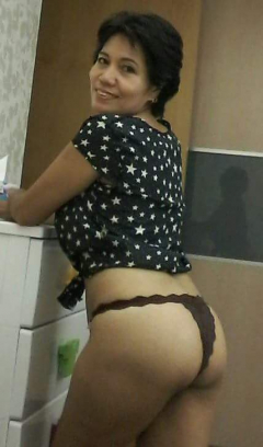 Sexy Pics of Mrs. Marie G. Gundran of Tubao Sex Scandal - N