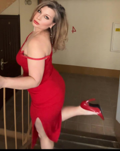 Mature and sexy - N