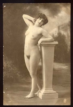 Antique Solo Chicks - N