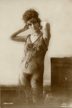 Antique Solo Chicks - N