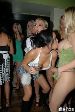 Boobs Blow - N