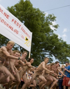 Groups nude 2 - N