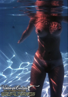Underwater beauties 3 - N