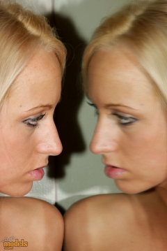 Sexy Blonde with Wet Pussy and Lots of Booty in the Mirror - N