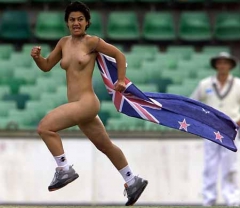 Public Nude 7 - N