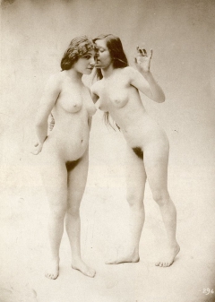 Antique pin babes 5 - N