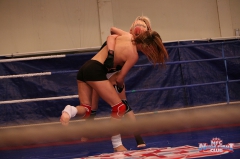 A rookie fighter, Leyla - N