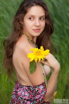 Charming teen babe - N