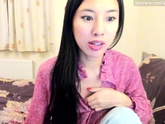 Hottest Amateur 19yo Blonde Teen going solo on Webcam