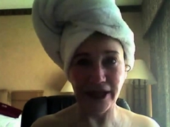 granny-tries-webcam