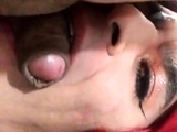 Shemale Oscarina Grandeas takes a facial and swallows