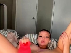 lovegiavanna-fucking-huge-dildo-onlyfans