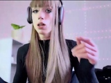 Amateur Webcam Teen Masturbates And Teases