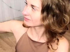 Close up MILF masturbation