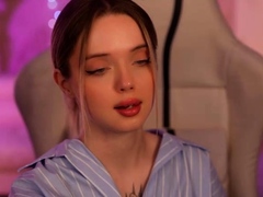 Hot amateur webcam teen masturbates for their fans