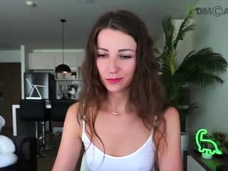 Brunette Solo Webcam Masturbation