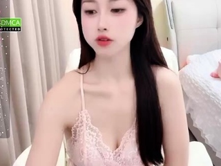 Japanese Babe Solo Online