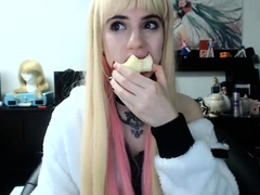 Amateur Webcam Teen Masturbates And Teases