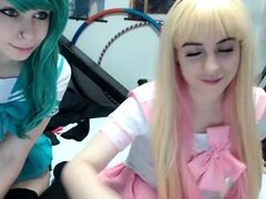 CLOSE UP OF TEENS PARADISE