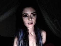 Brunette Solo Webcam Masturbation