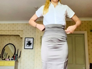 Lovely Blonde With Tight Pussy Masturbate Solo