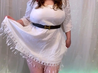 Cumshot amateur MILF suck and jerks dude in the bedroom