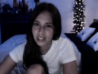 Tattoed Amateur Webcam Girl Hot Dildo Action Masturbation