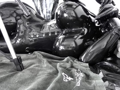 this-large-amateur-cam-girl-has-some-very-big-boobs