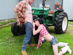 Outdoor amateur trap femboi dicksucking